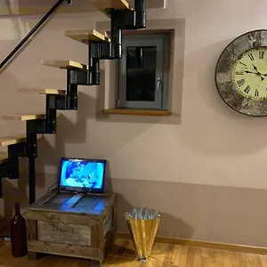  Appartamento La Casa Di Lalla In Pieno Centro.